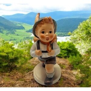 1981 Hummel Goebel School Boy W Backpack Hiker Figurine 82 2/0 Vintage W Germany